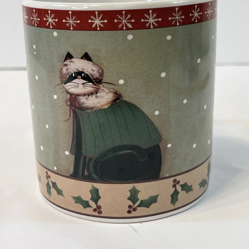 Oneida Holiday Cats Coffee Cup Mug Christmas Fiddlestix Green Sweater Holly Snow